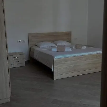 Klea's Rented Appartamento Vlorë